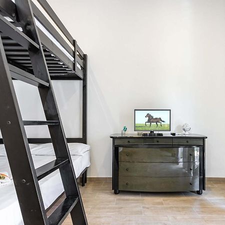 San Nicola Apartments By Rentbeat Bari Exterior foto
