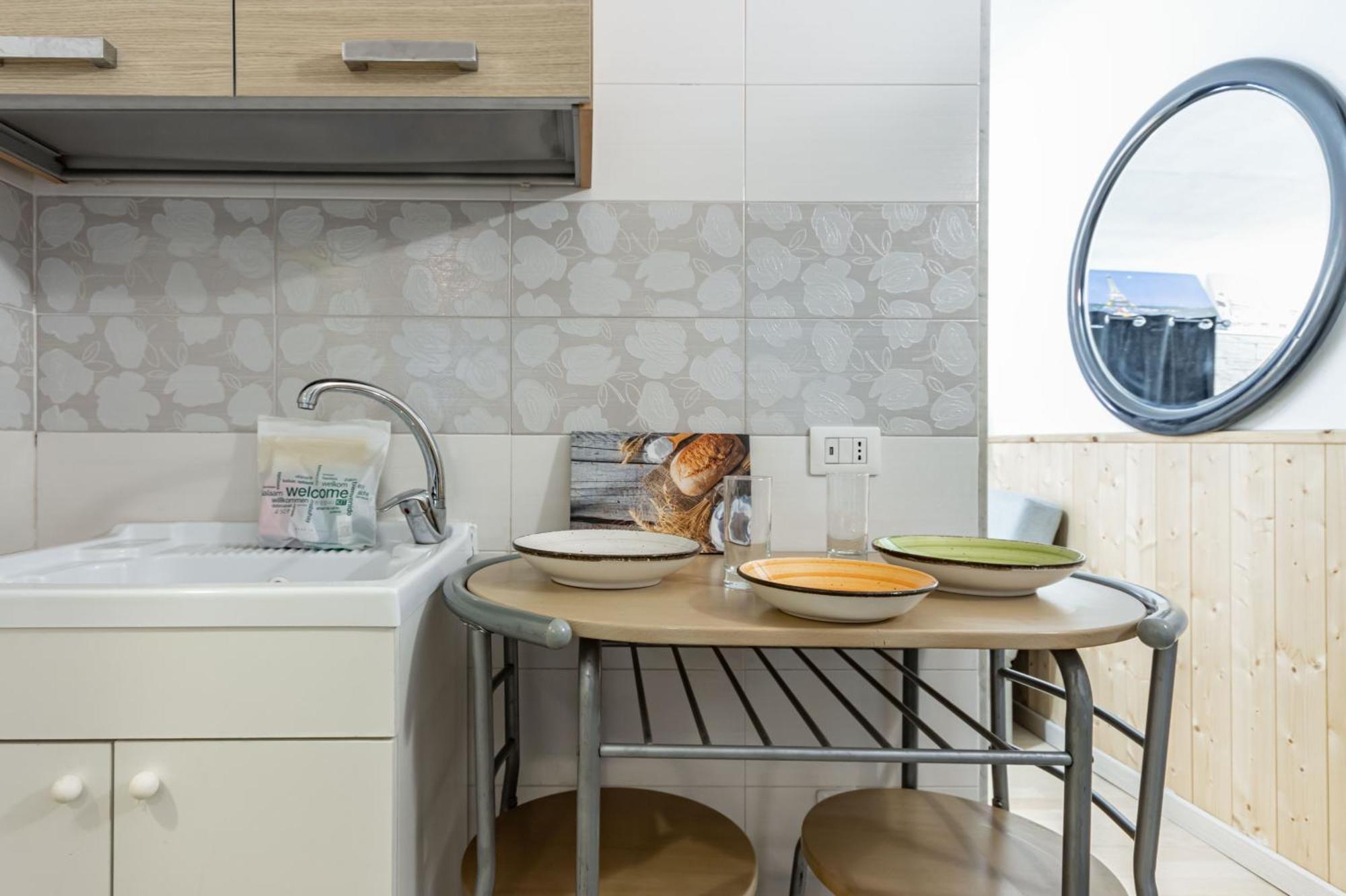 San Nicola Apartments By Rentbeat Bari Exterior foto