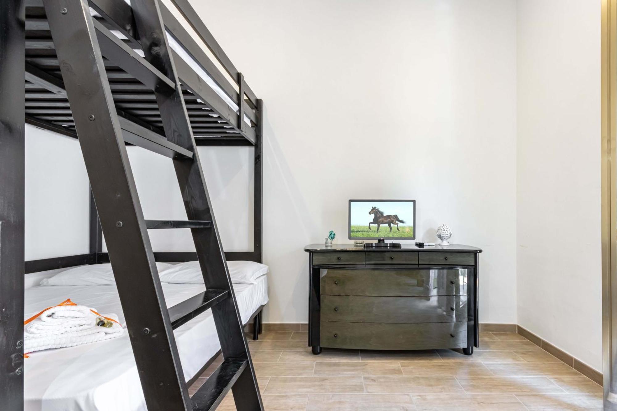 San Nicola Apartments By Rentbeat Bari Exterior foto